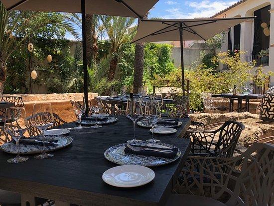 Restaurant 19 By Livingdreams